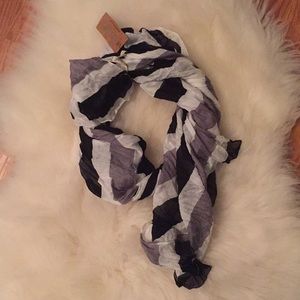 NWT michael stars scarf